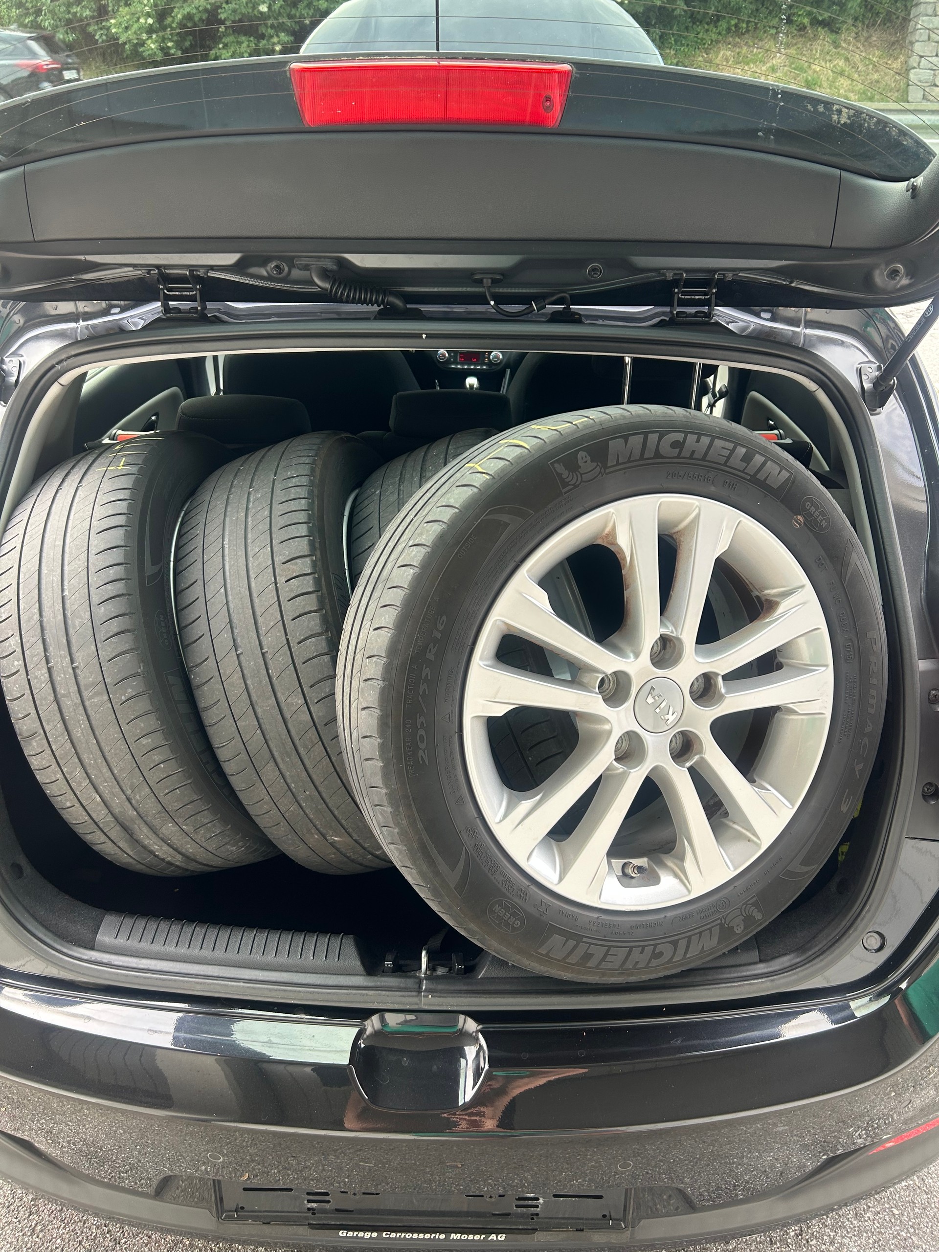 KIA 1.6 GDi Swiss Eco Ed.-image-4