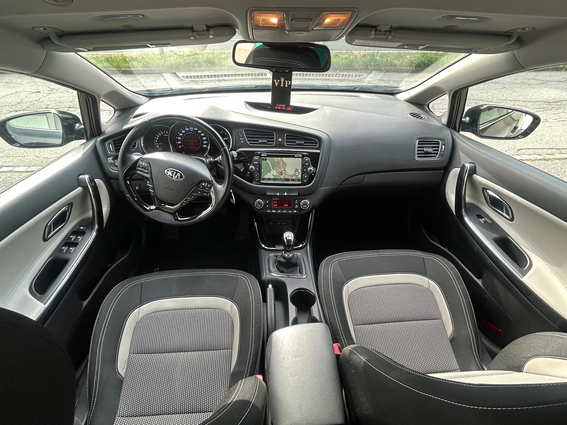 KIA 1.6 GDi Swiss Eco Ed.-image-5