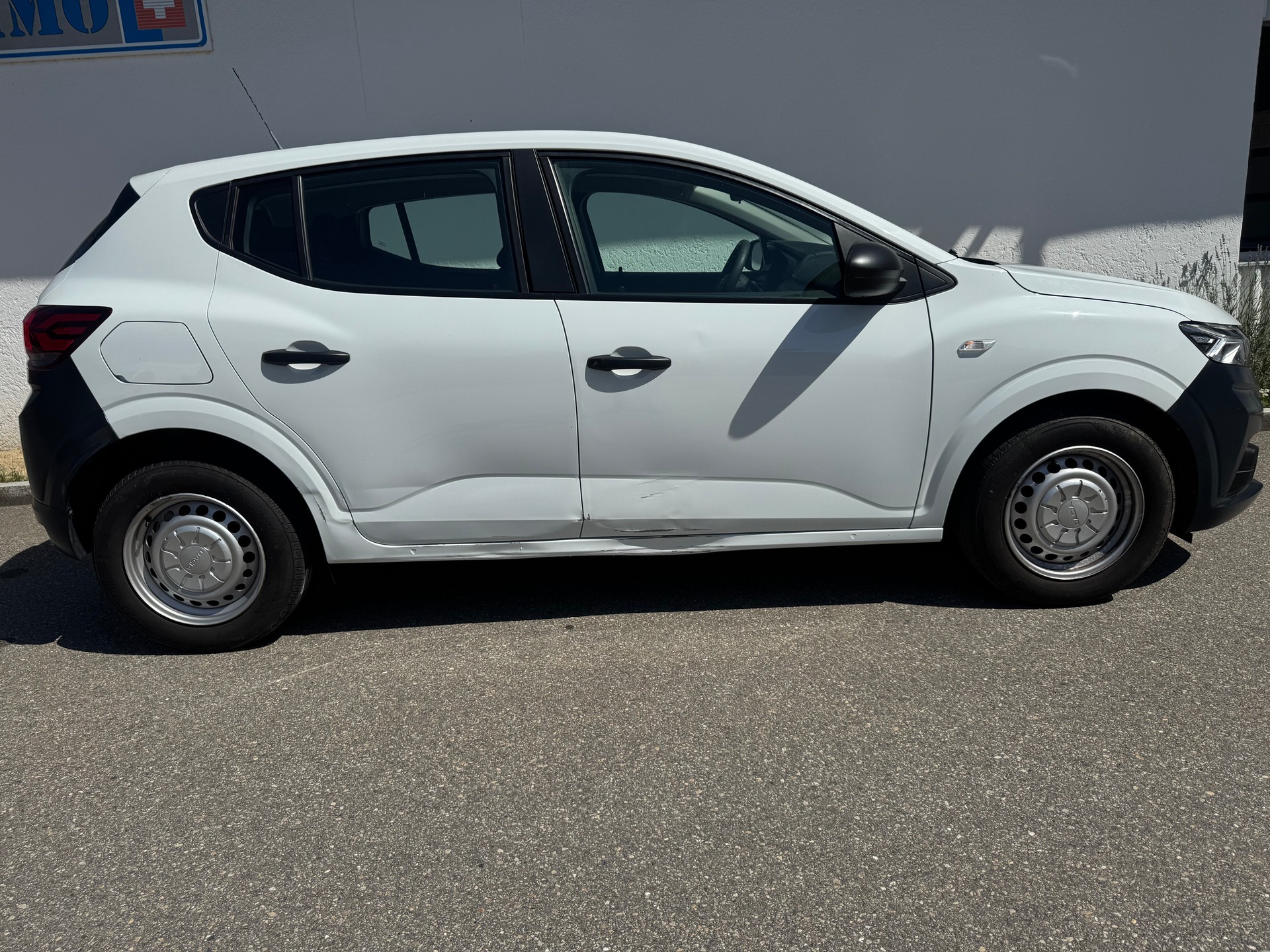 DACIA Sandero SCe 65 Essential-image-5