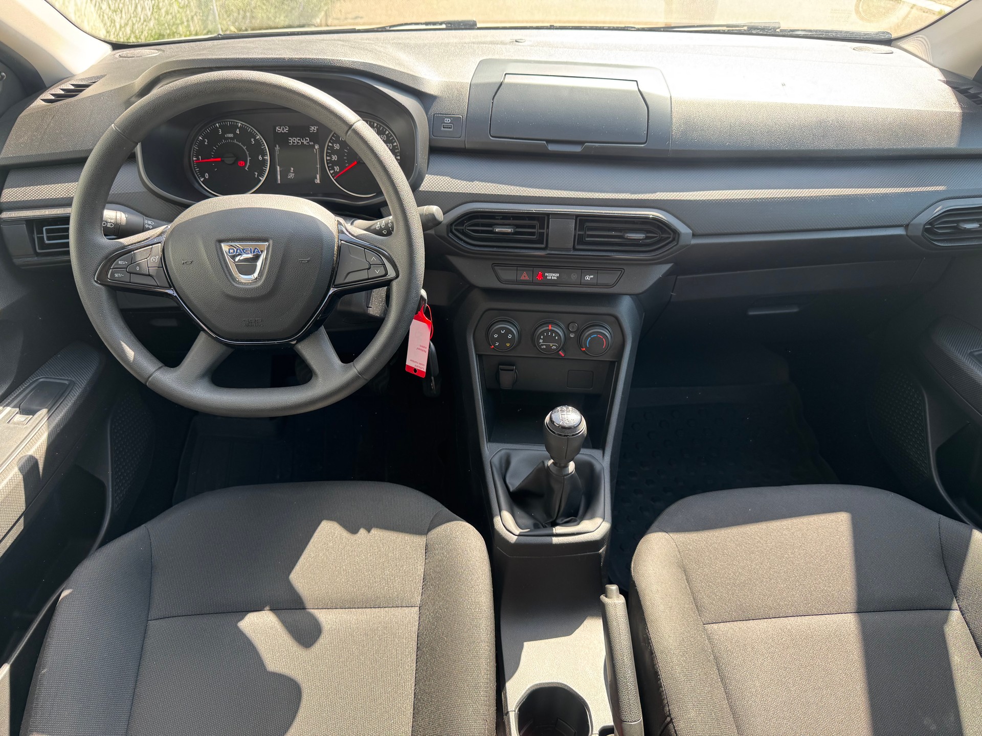 DACIA Sandero SCe 65 Essential-image-10