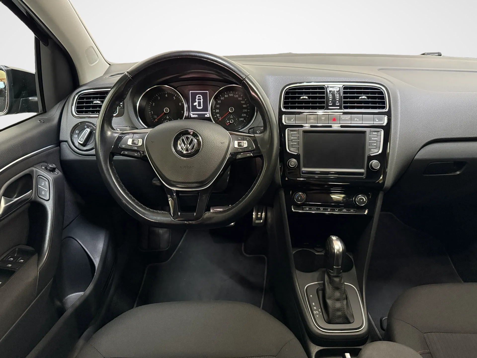 VW Polo 1.0 TSI BMT Sound DSG-image-14