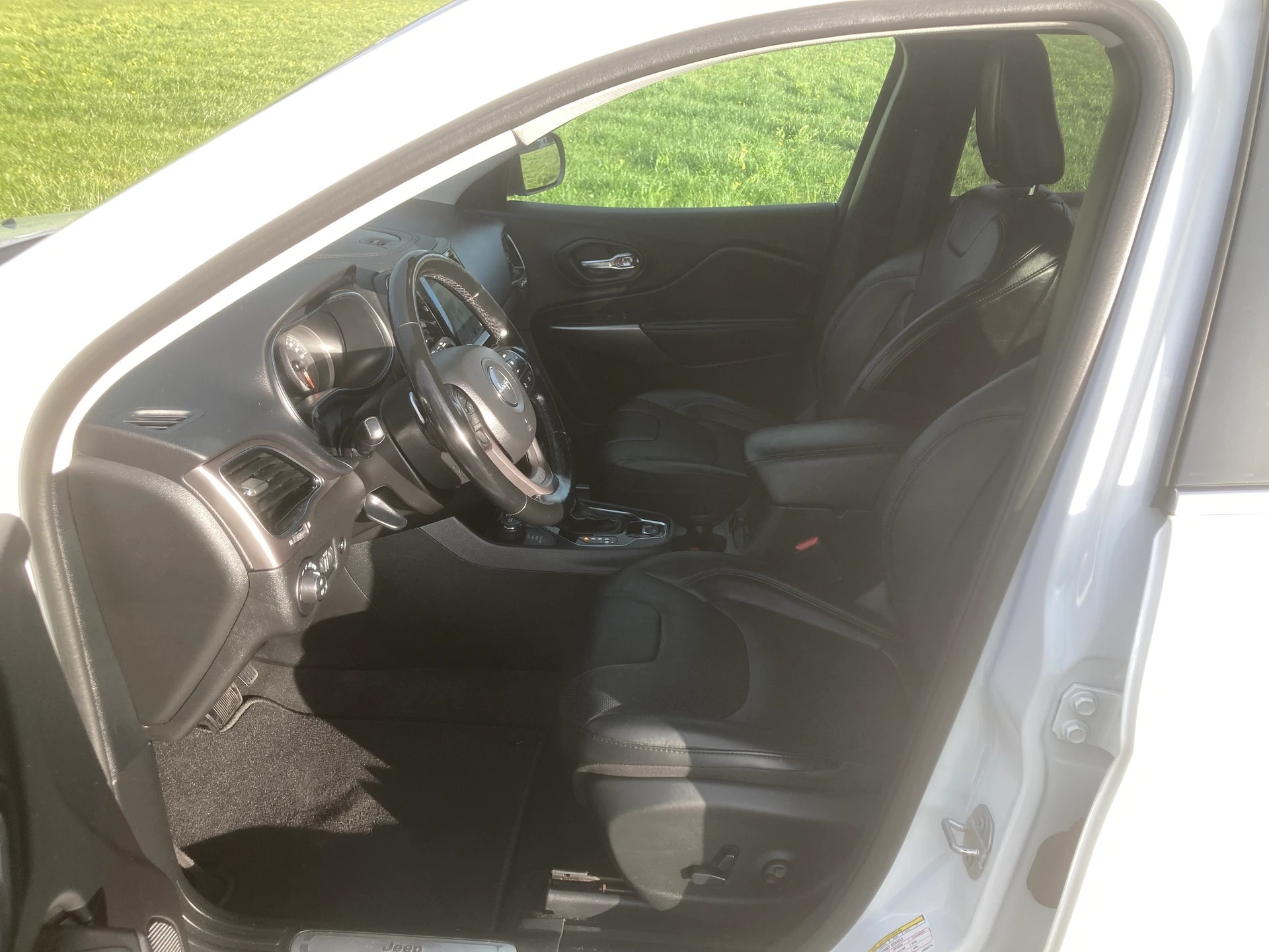JEEP Cherokee 2.0 Overland AWD Drive I 9ATX mit Anhängerkupplung-image-8