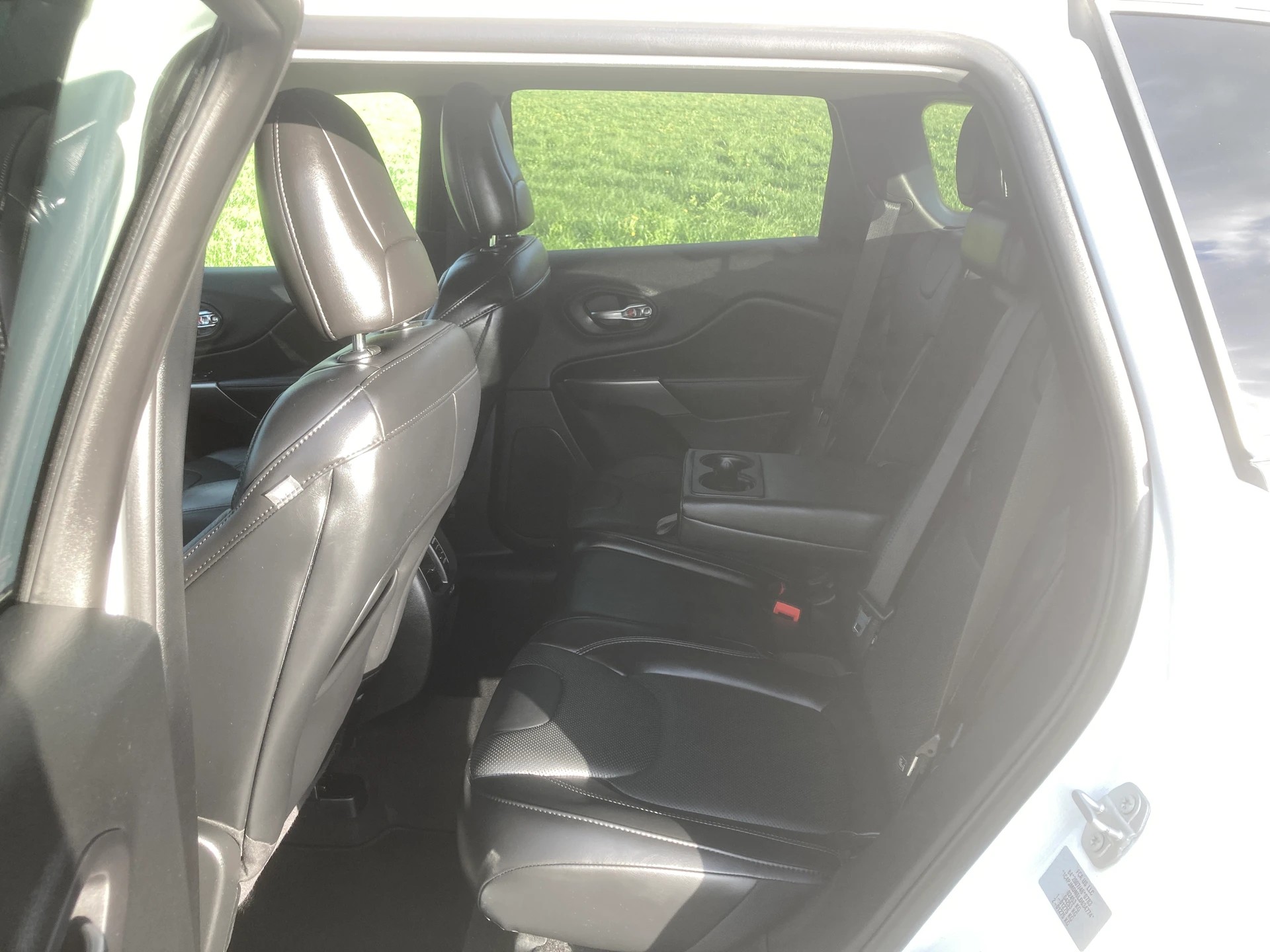JEEP Cherokee 2.0 Overland AWD Drive I 9ATX mit Anhängerkupplung-image-7