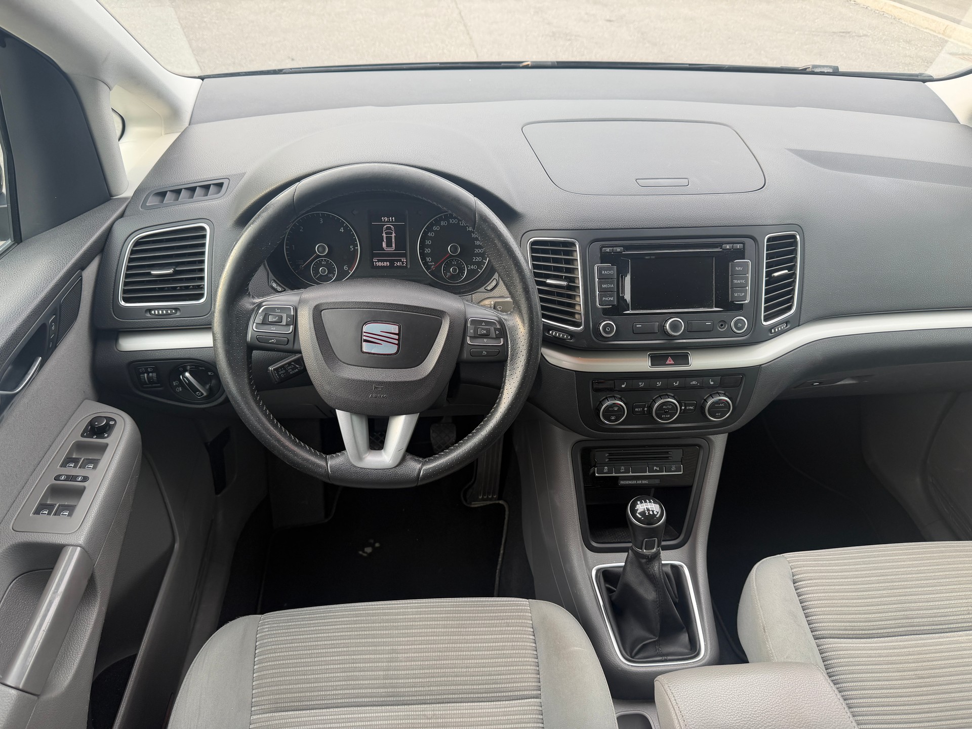 SEAT Alhambra 2.0 TDI Style 4x4-image-7