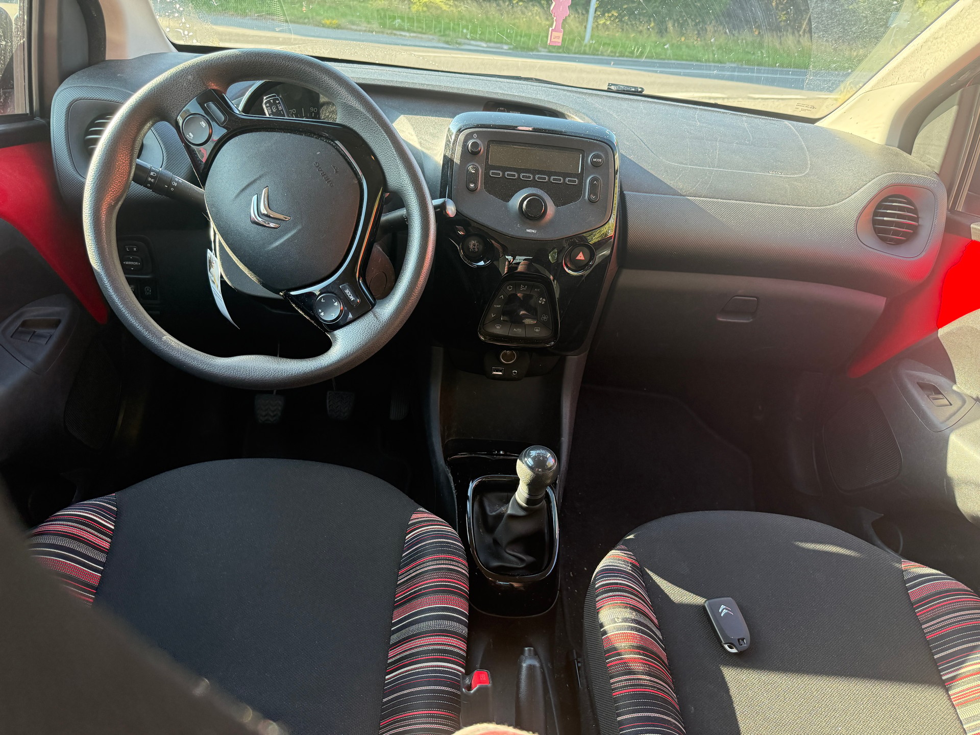 CITROEN C1 1.0 VTi Feel Stop&Start-image-9