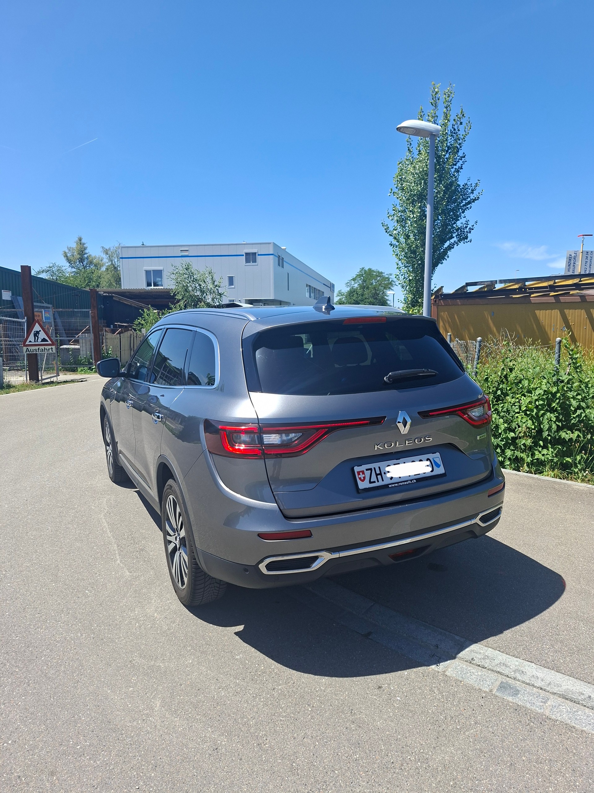 RENAULT 2.0 dCi Intens X-Tronic 4WD-image-2