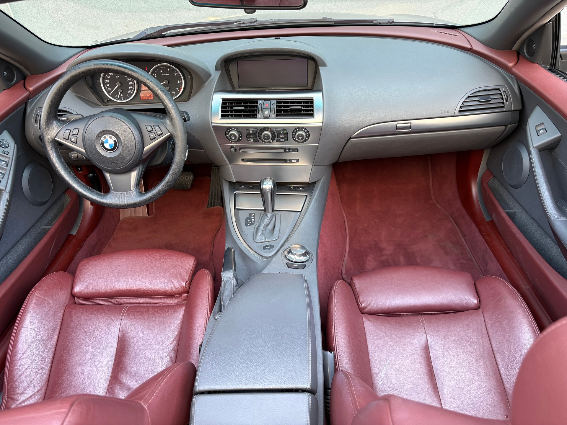 BMW 645i-image-13