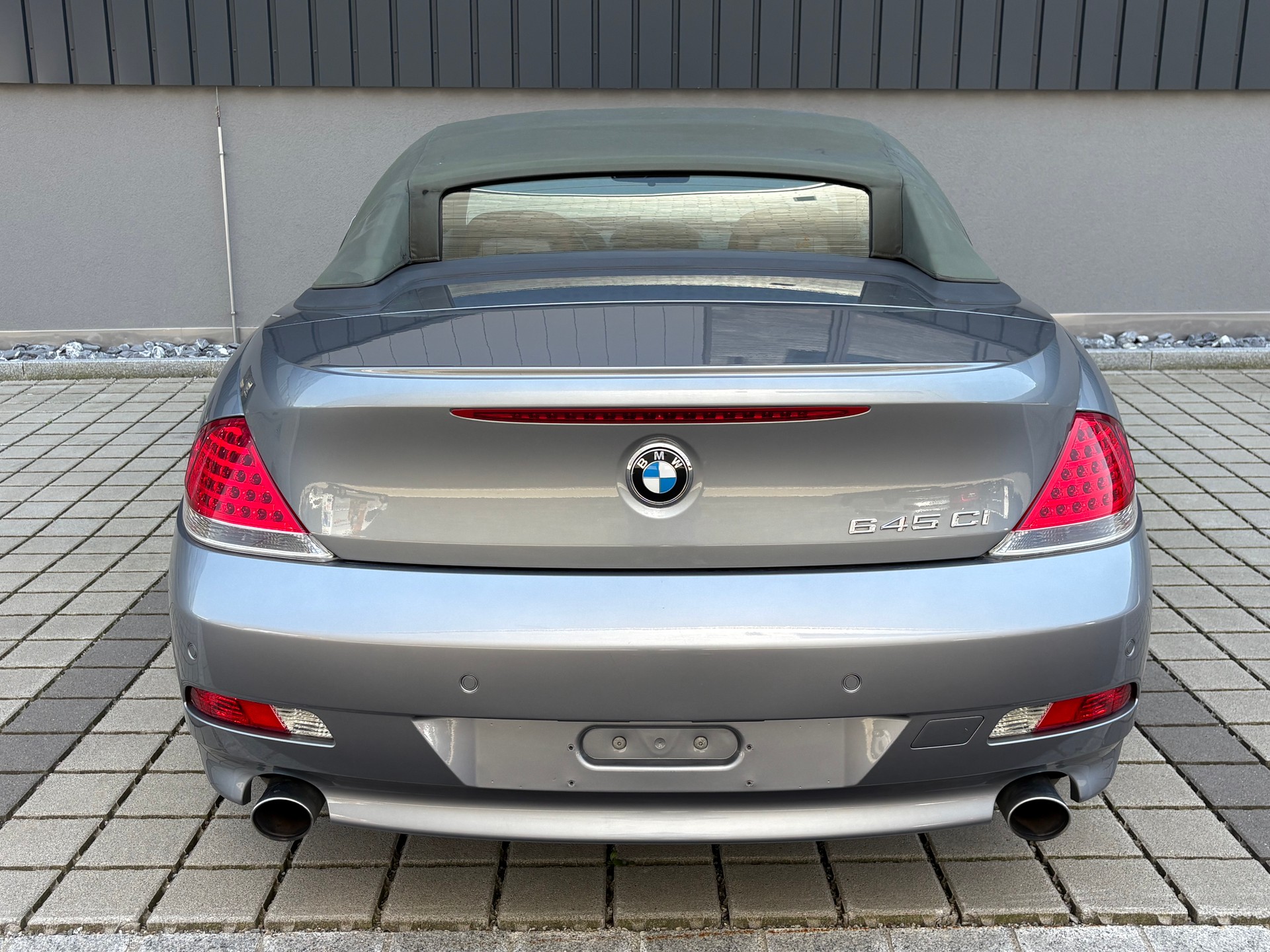 BMW 645i-image-11