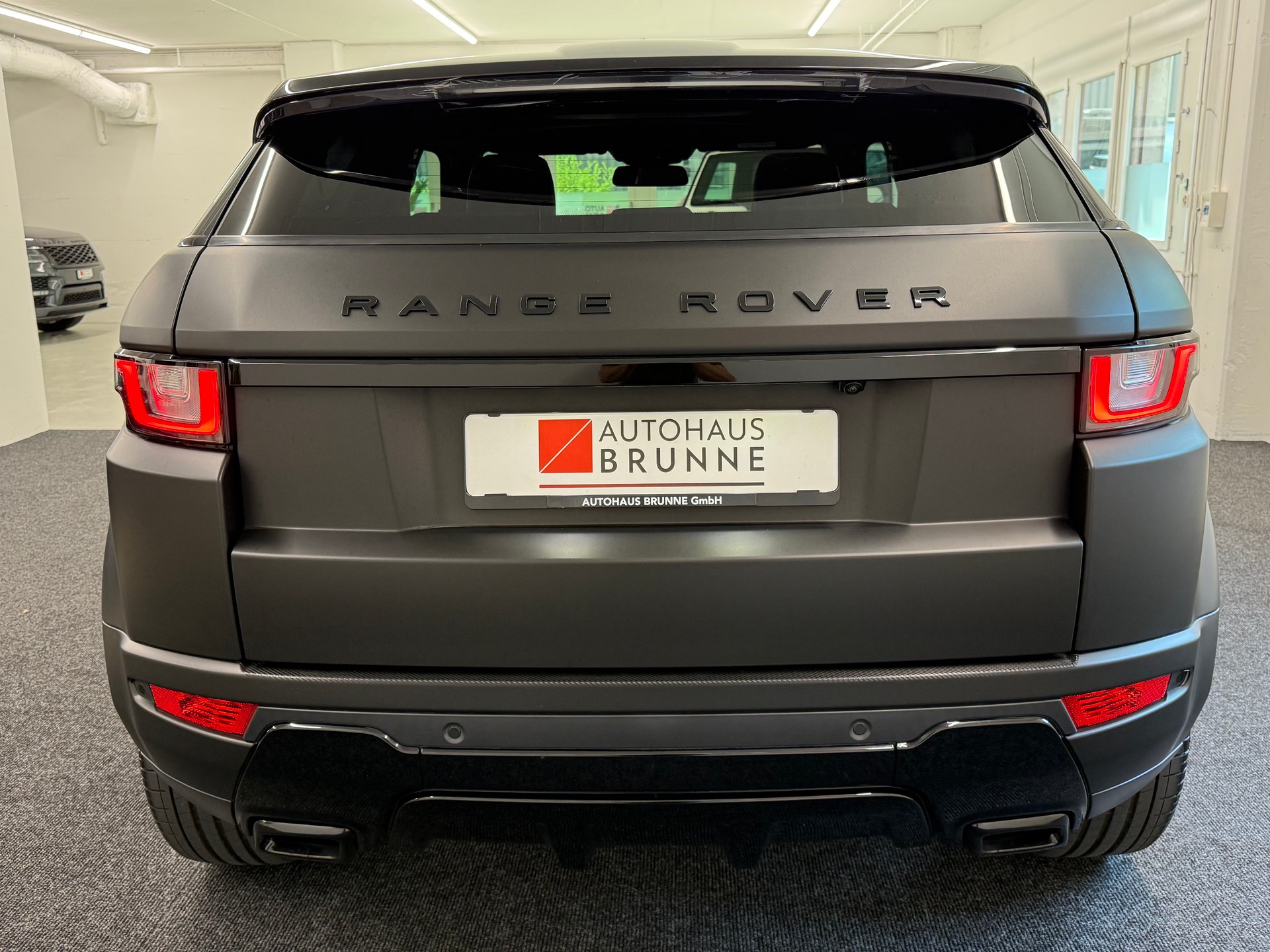 LAND ROVER Range Rover Evoque 2.0 RR-Sport-image-5