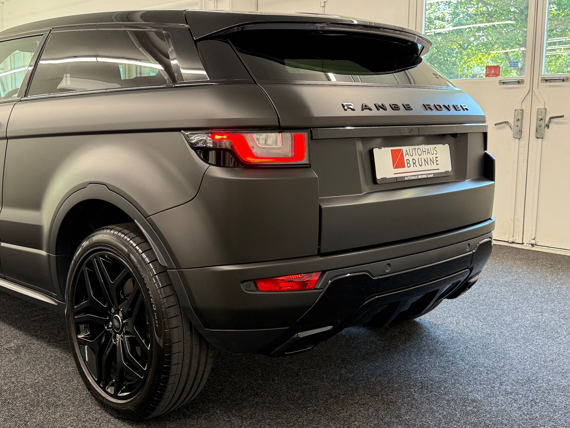 LAND ROVER Range Rover Evoque 2.0 RR-Sport-image-14