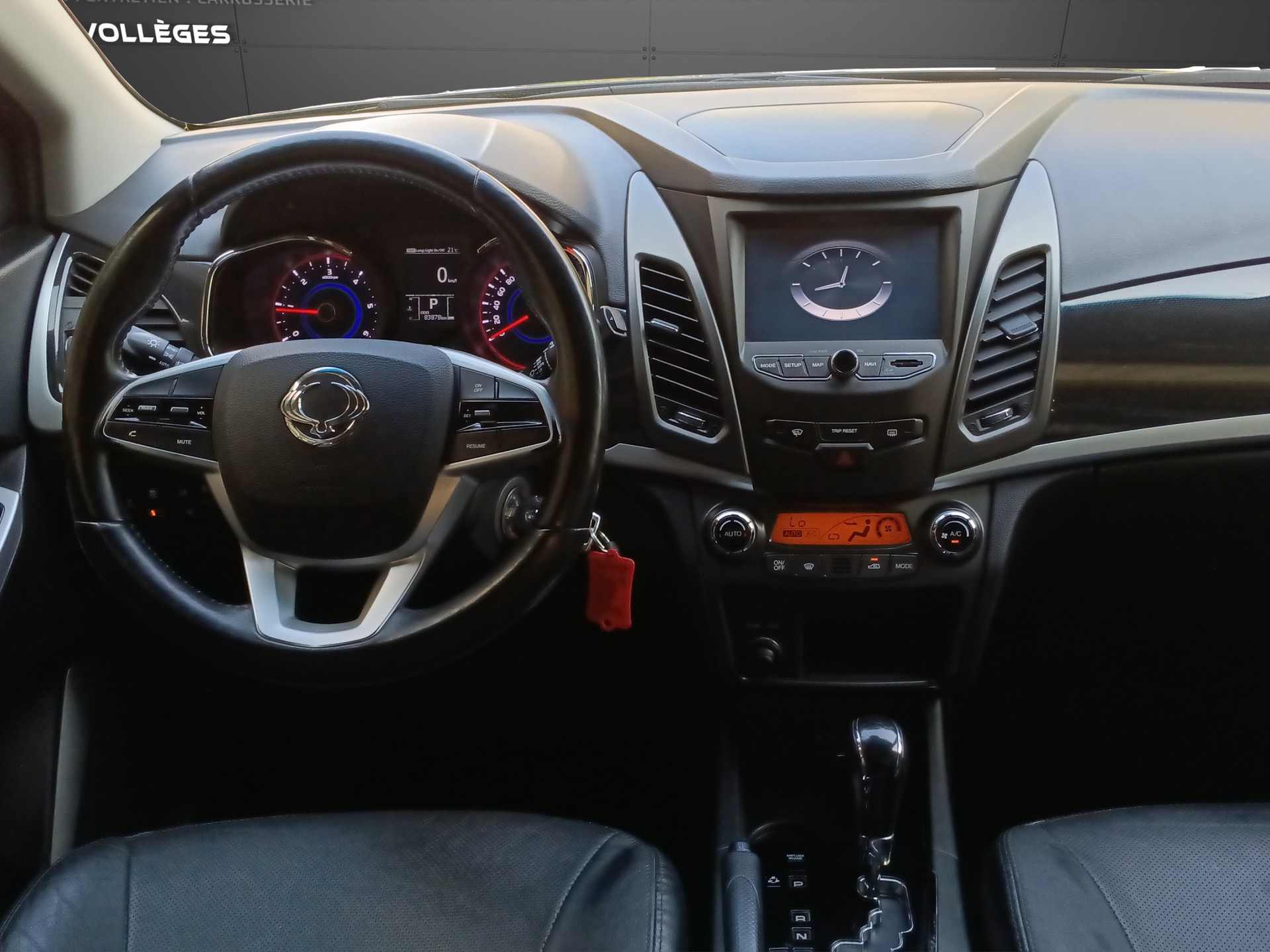 KGM-SsangYong Korando 2.2 e-XDi Sapphire 4WD Automatic-image-12