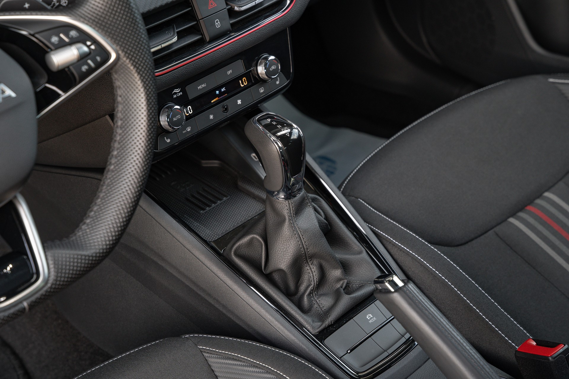 SKODA Scala 1.0 TSI Monte Carlo DSG-image-19