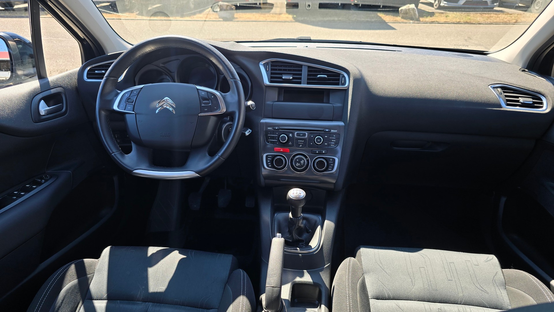 CITROEN C4 HDI-image-7