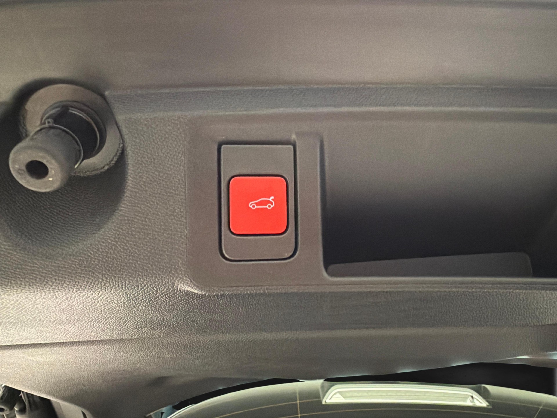 PEUGEOT 308 SW 1.6 PHEV 195 GT-image-12