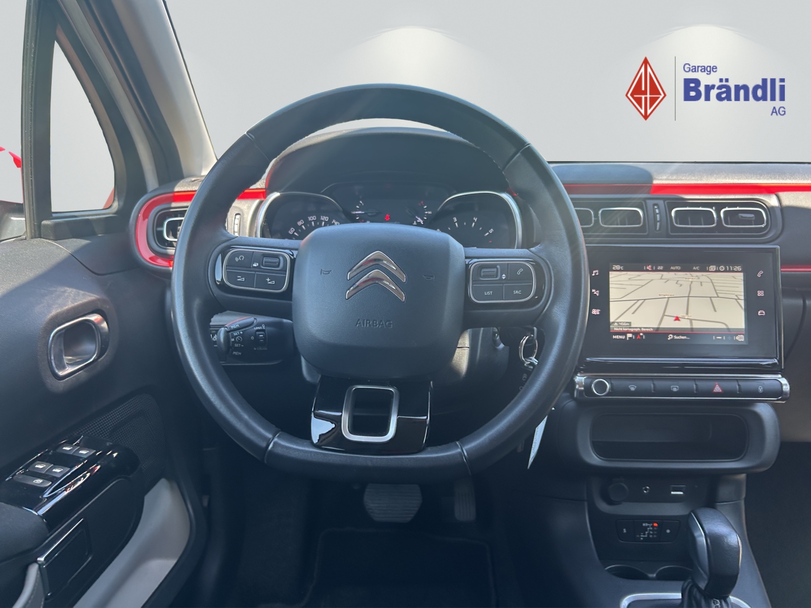 CITROEN C3 1.2 PureTech Shine-image-12