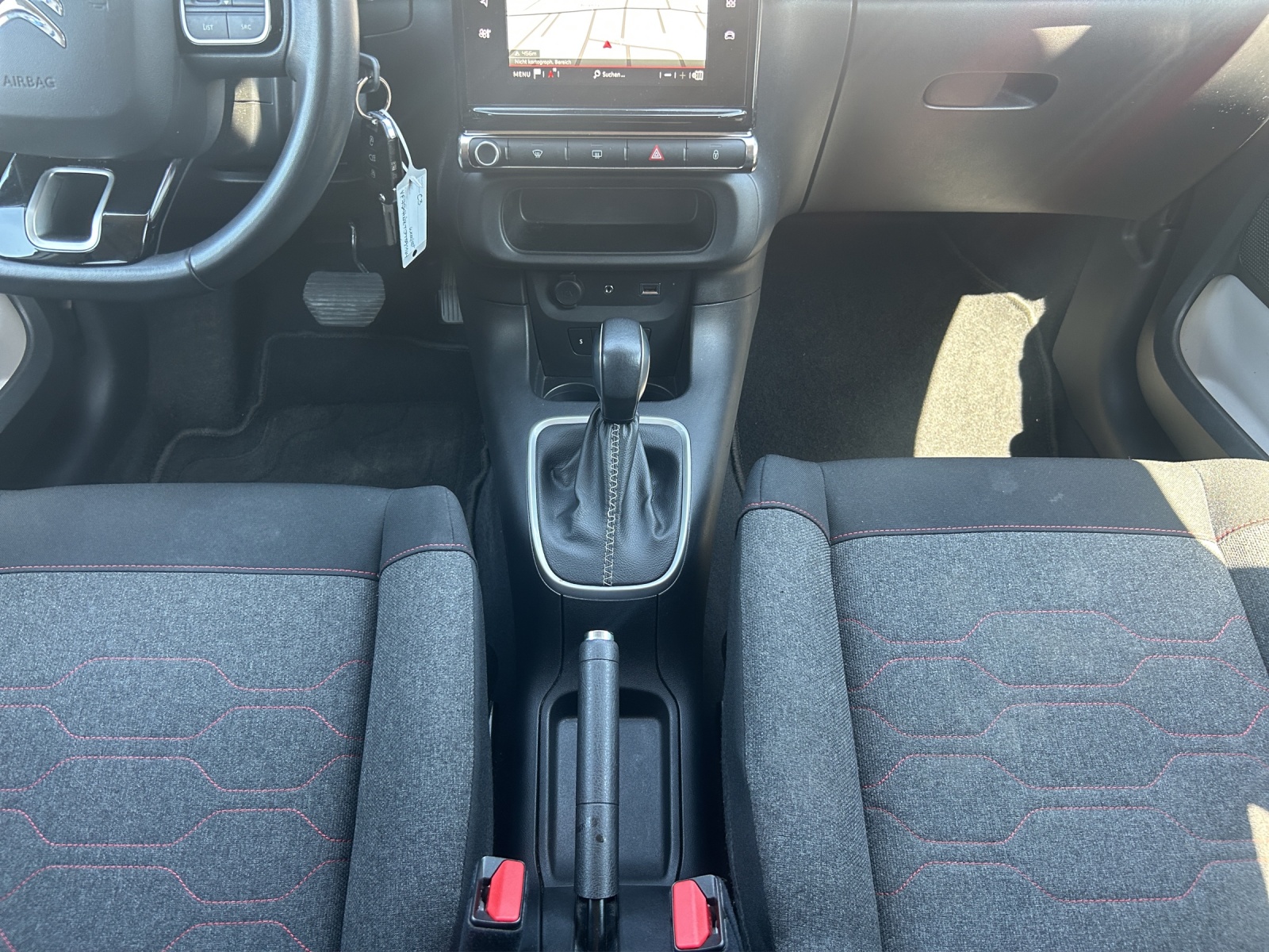 CITROEN C3 1.2 PureTech Shine-image-13