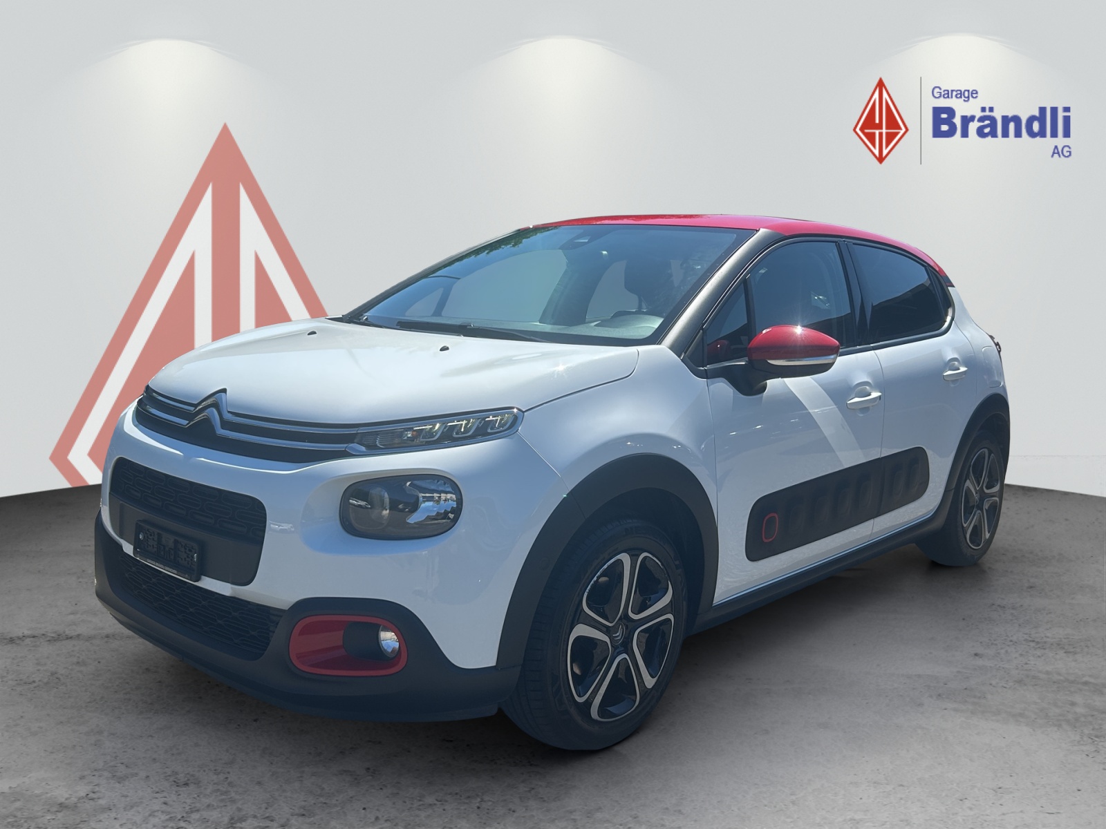 CITROEN C3 1.2 PureTech Shine-image-0