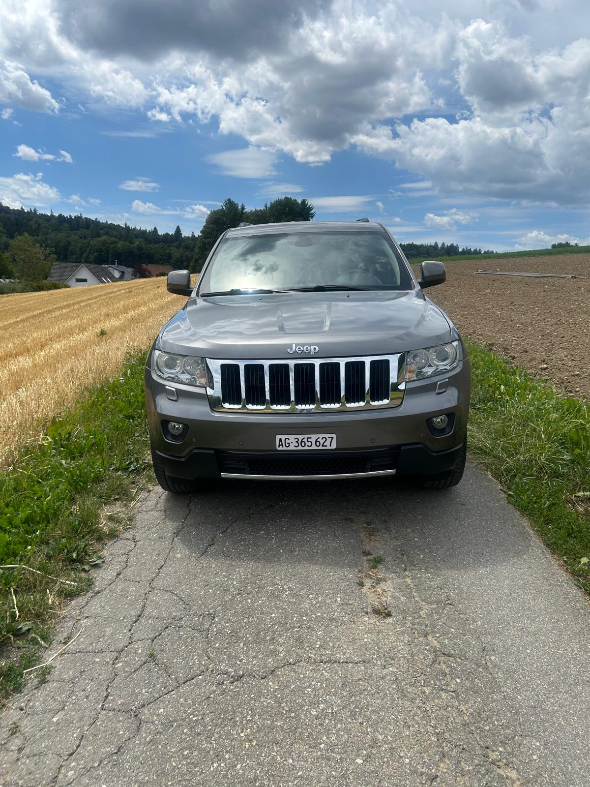 JEEP 3.0 CRD Limited-image-2