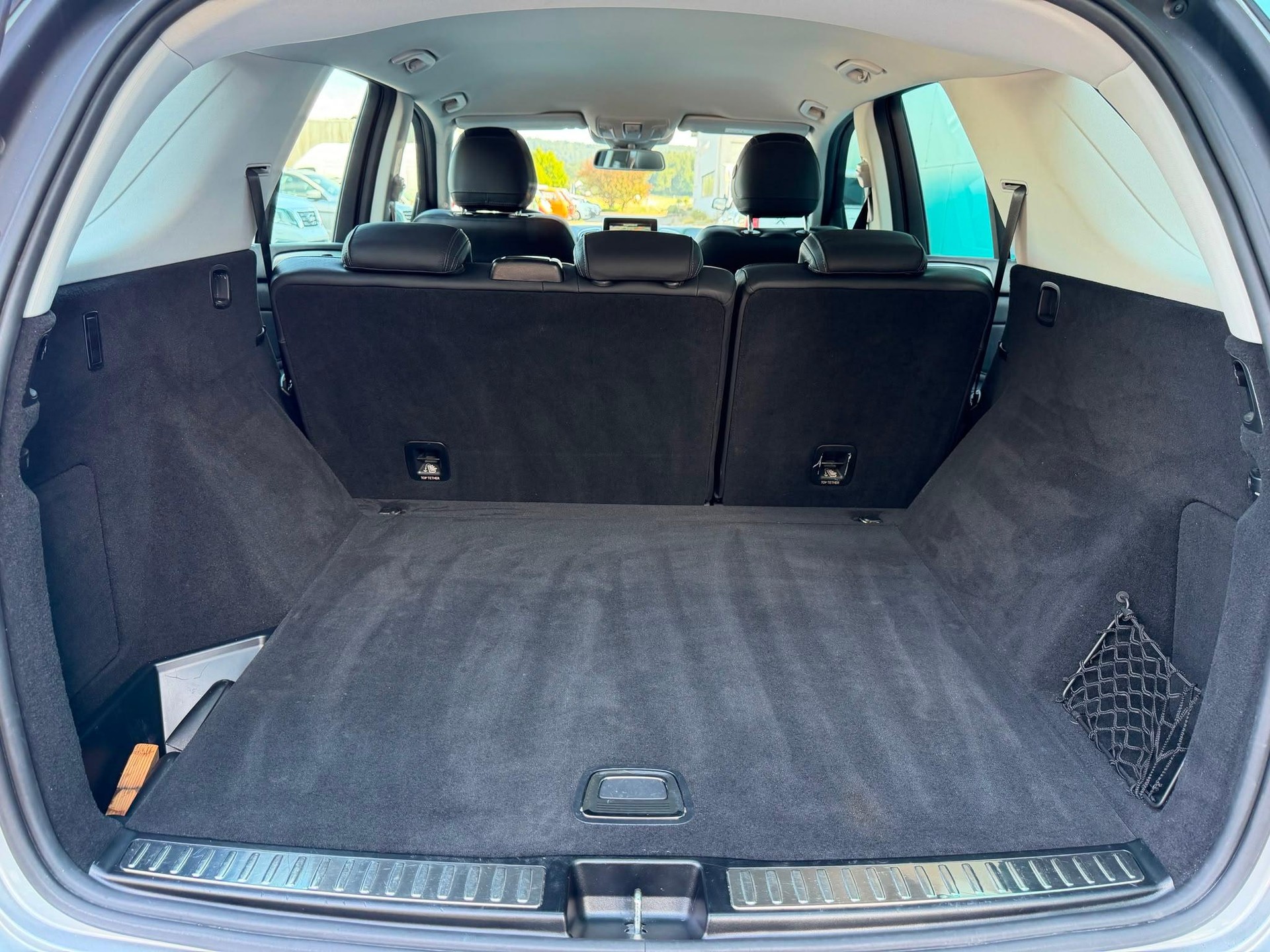 MERCEDES-BENZ GLE 250 d-image-20