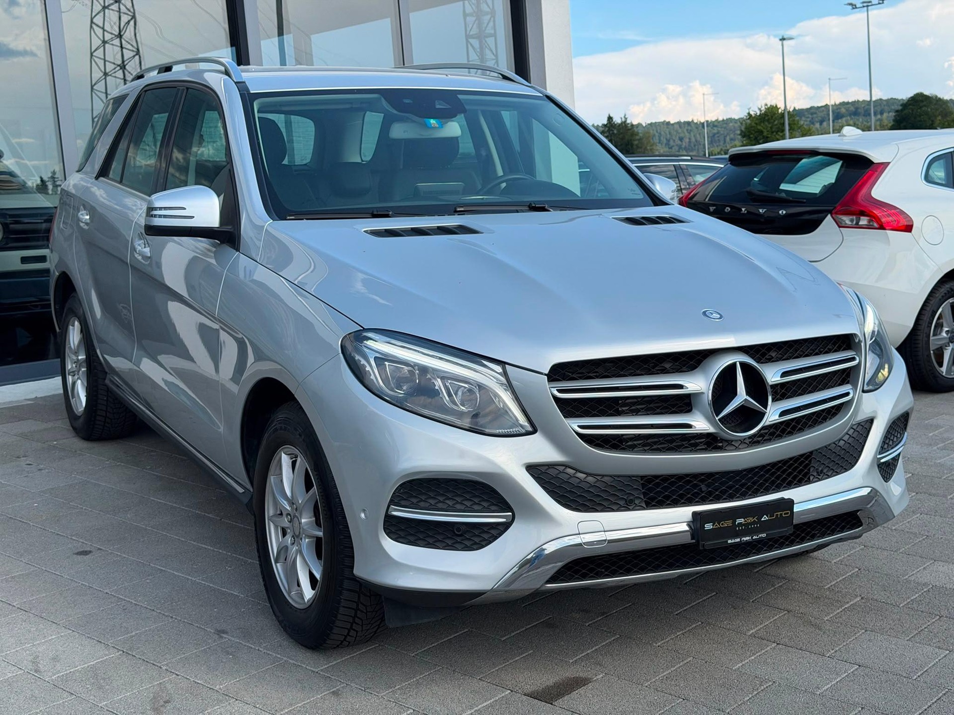 MERCEDES-BENZ GLE 250 d-image-1