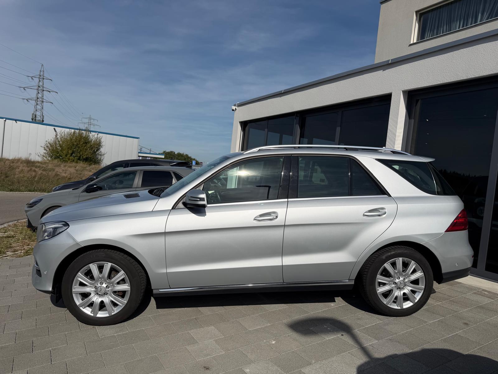 MERCEDES-BENZ GLE 250 d-image-22