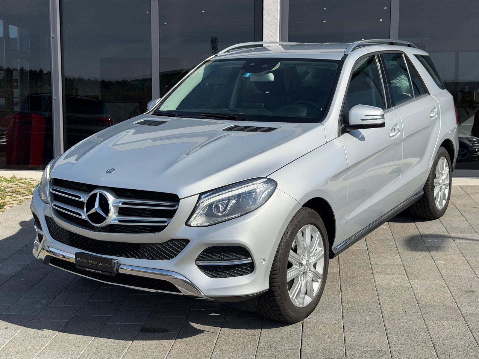 MERCEDES-BENZ GLE 250 d-showroom-element-3