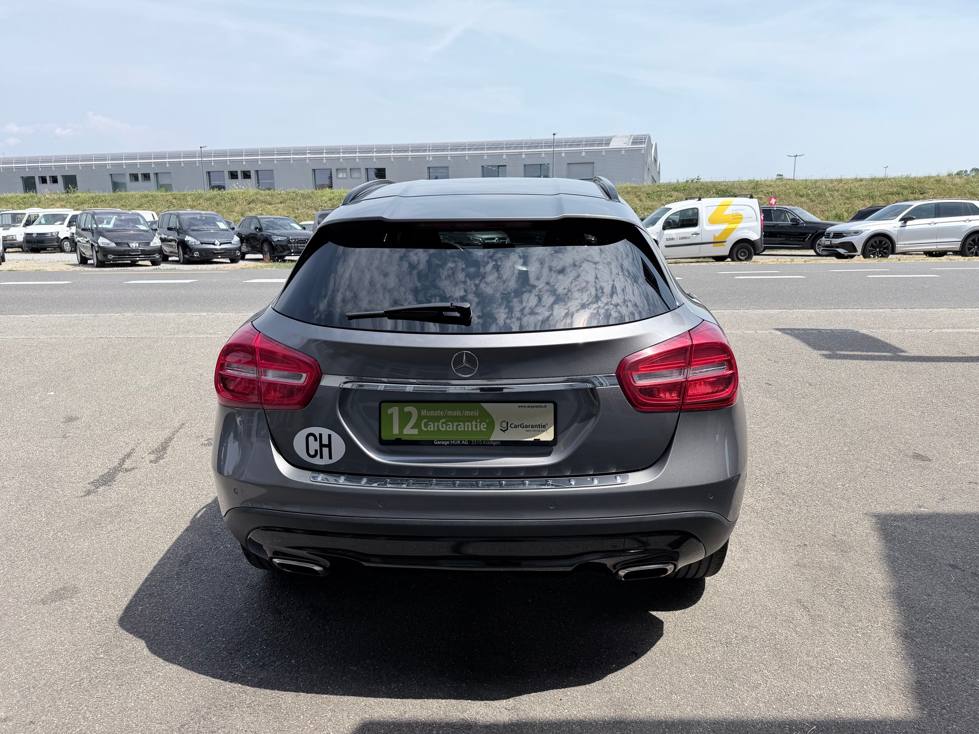 MERCEDES-BENZ GLA 200 Night Star 7G-DCT+++FRISCH AB MFK+++-image-2