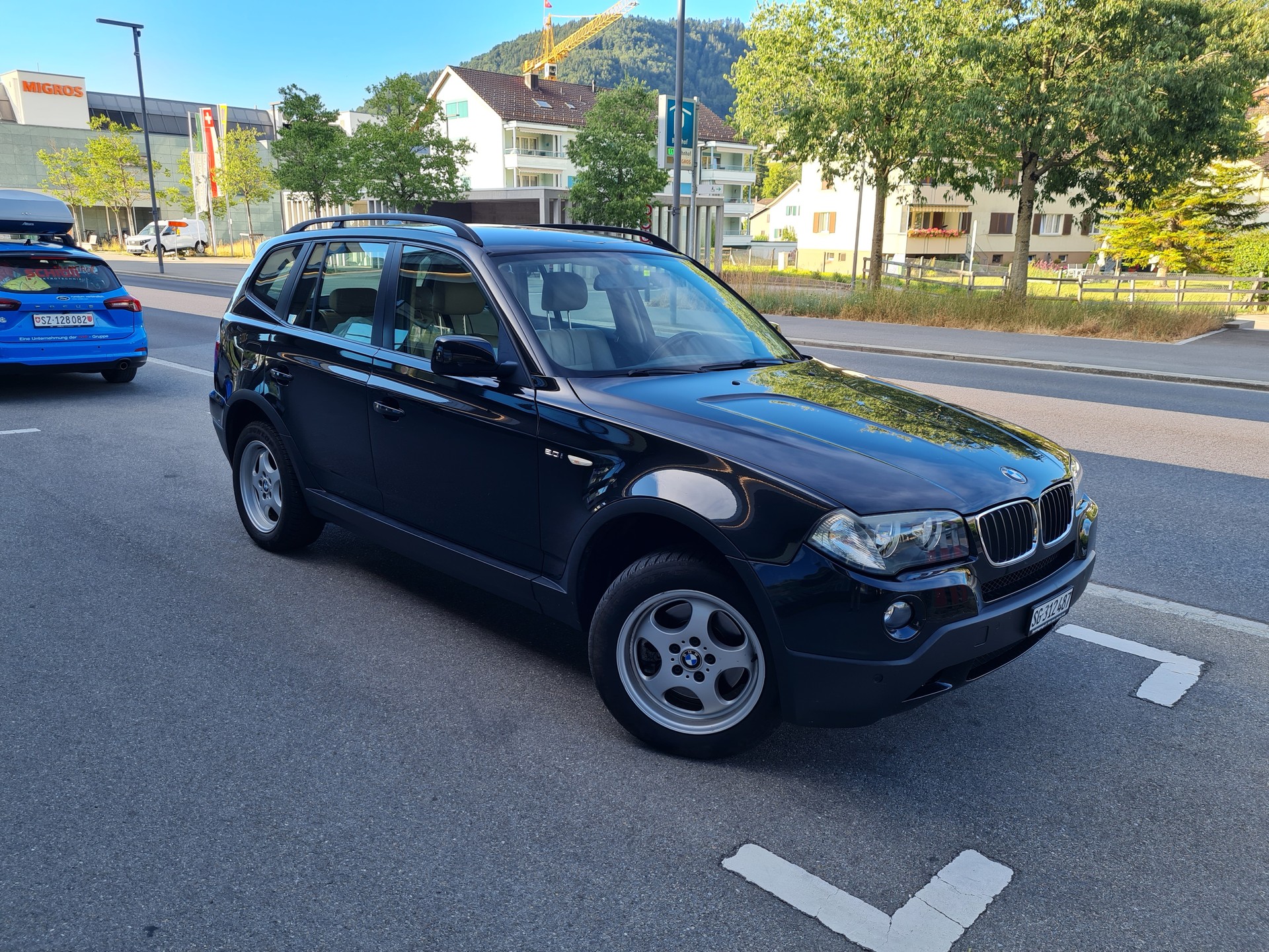 BMW X3 xDrive 2.0i Handschalter-image-2
