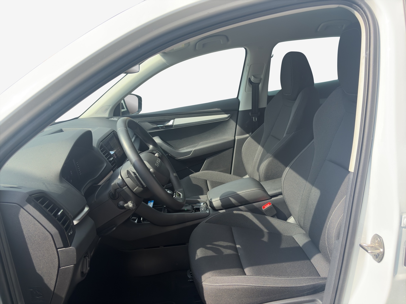 SKODA Karoq 2.0 TDI CR Selection 4x4 DSG-image-7