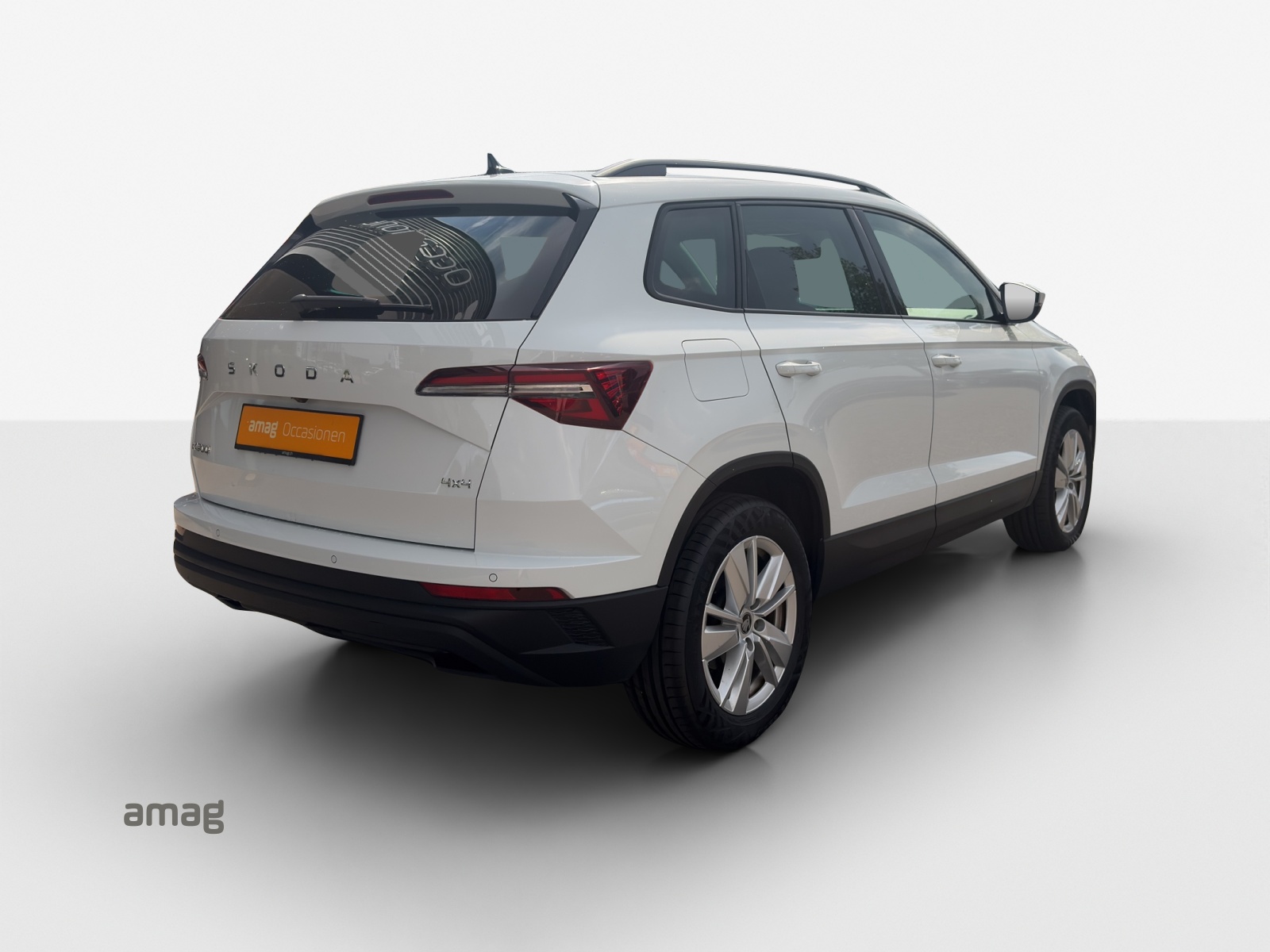 SKODA Karoq 2.0 TDI CR Selection 4x4 DSG-image-4