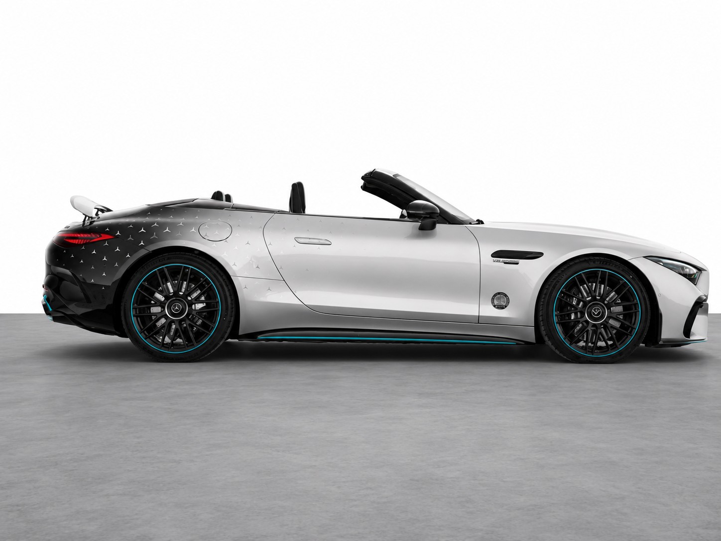 MERCEDES-BENZ AMG SL 63 4M Speedshift MCT Limitiertes Modell – 1. Hand / CH Fahrzeug + Extras / weltweit nur 100 Einheiten-showroom-element-2