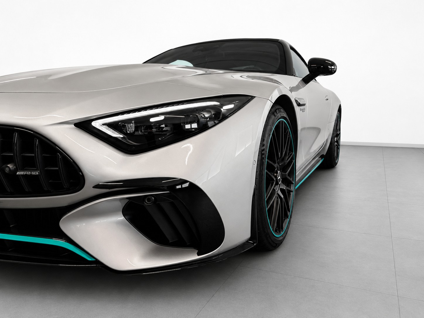 MERCEDES-BENZ AMG SL 63 4M Speedshift MCT Limitiertes Modell – weltweit nur 100 Einheiten-image-3