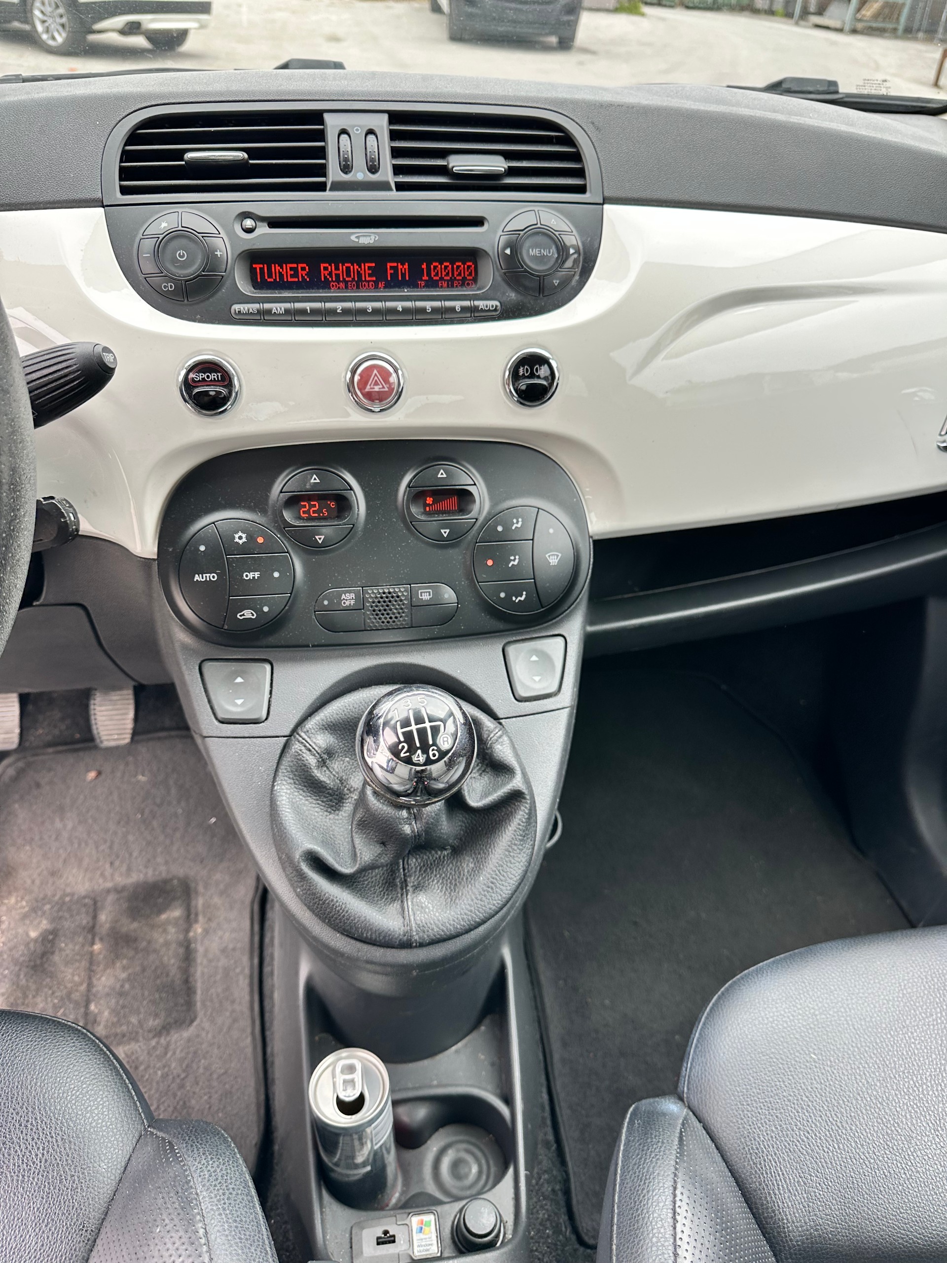 FIAT 500 1.4 16V Lounge-image-11