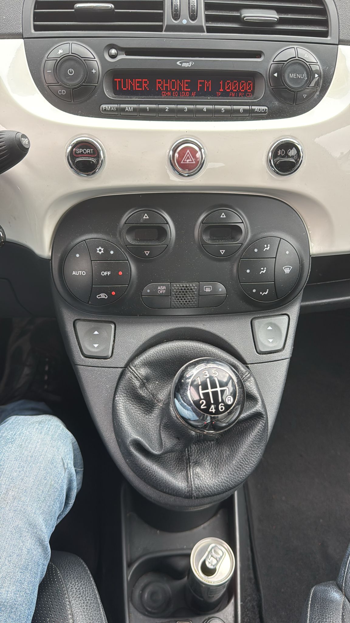 FIAT 500 1.4 16V Lounge-image-12