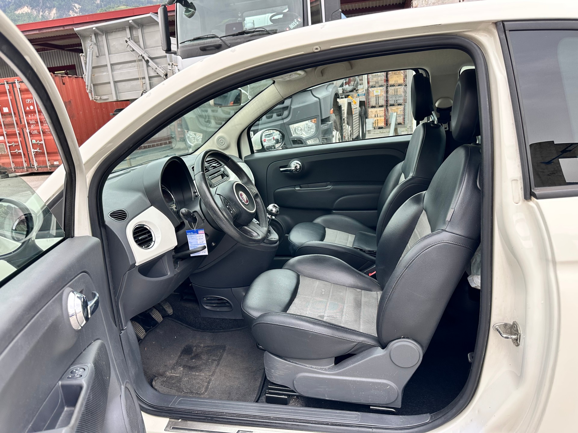 FIAT 500 1.4 16V Lounge-image-8
