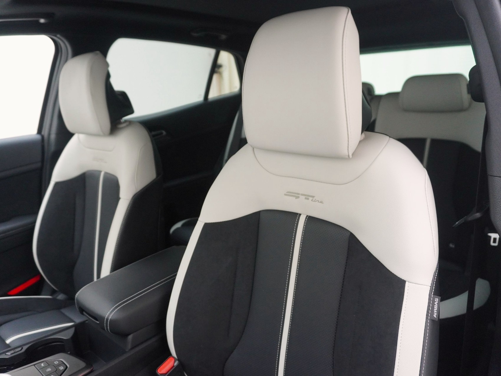 KIA Sportage 1.6 T-GDi PHEV GT-Line 4x4-image-11
