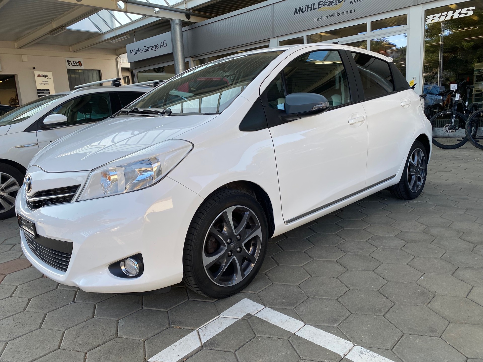 TOYOTA Yaris 1.33 Trend-image-1
