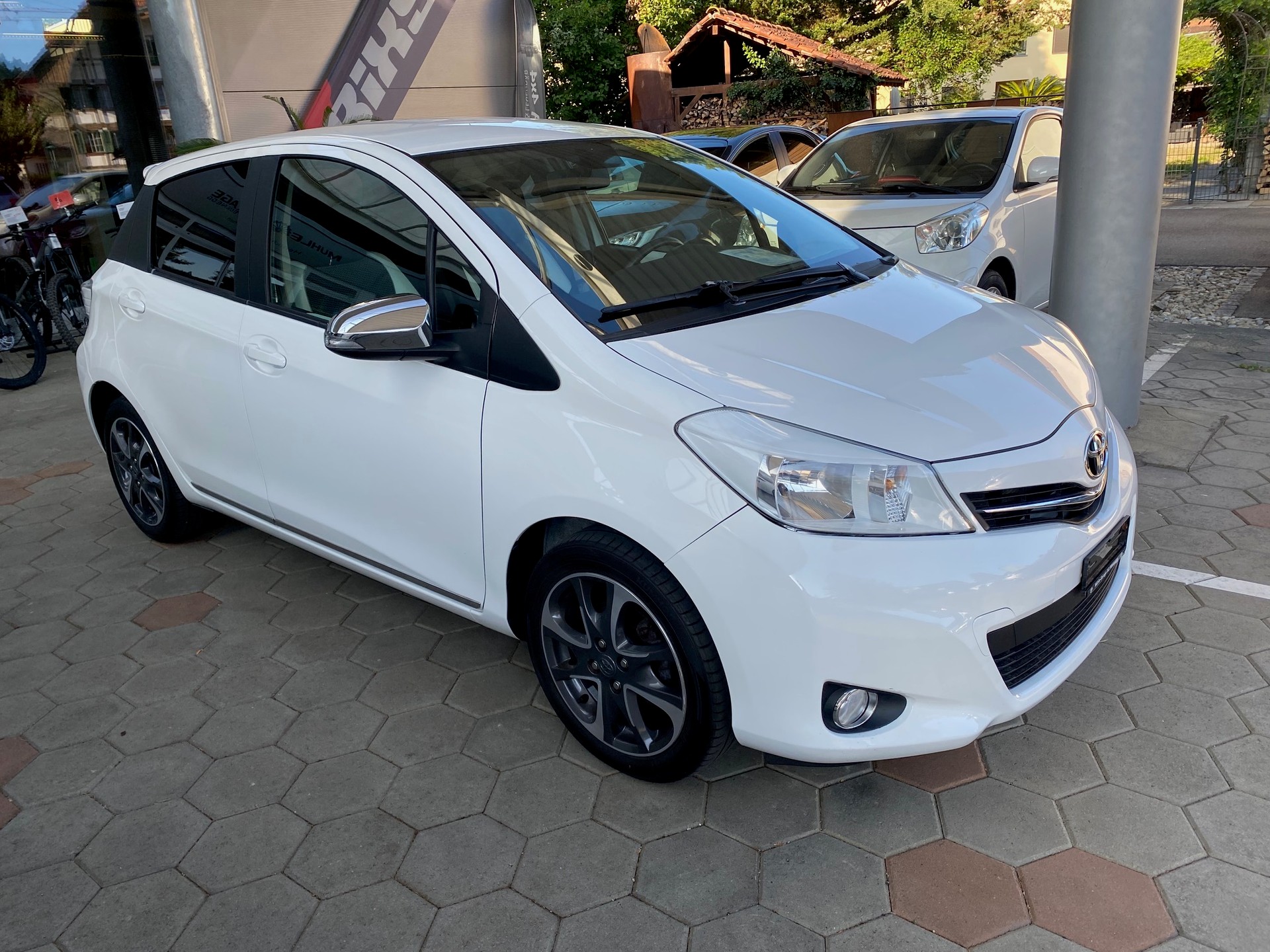TOYOTA Yaris 1.33 Trend-image-0