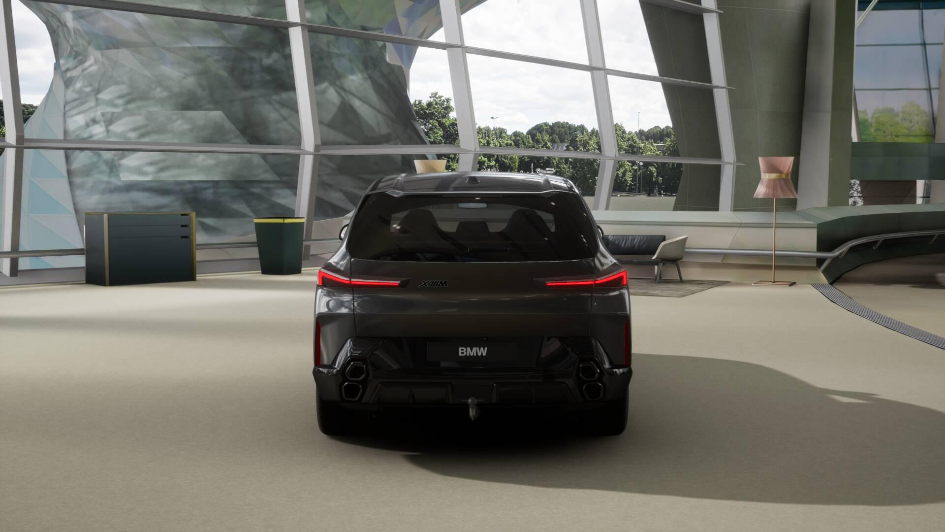 BMW XM 50e Plug-in Hybrid-image-4