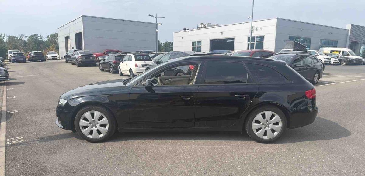 AUDI A4-image-3