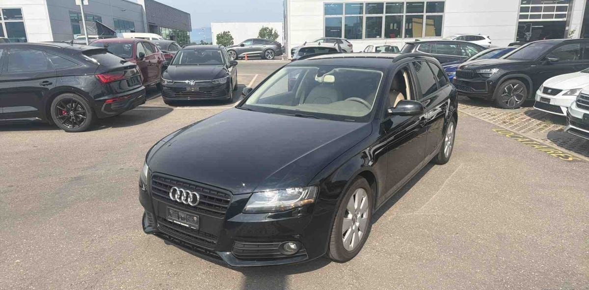 AUDI A4-image-0