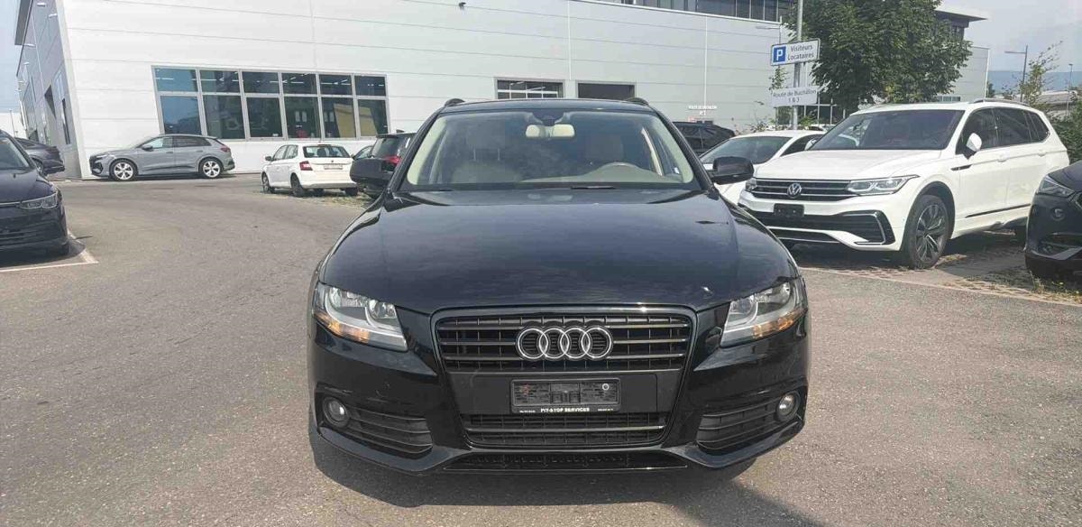 AUDI A4-image-1