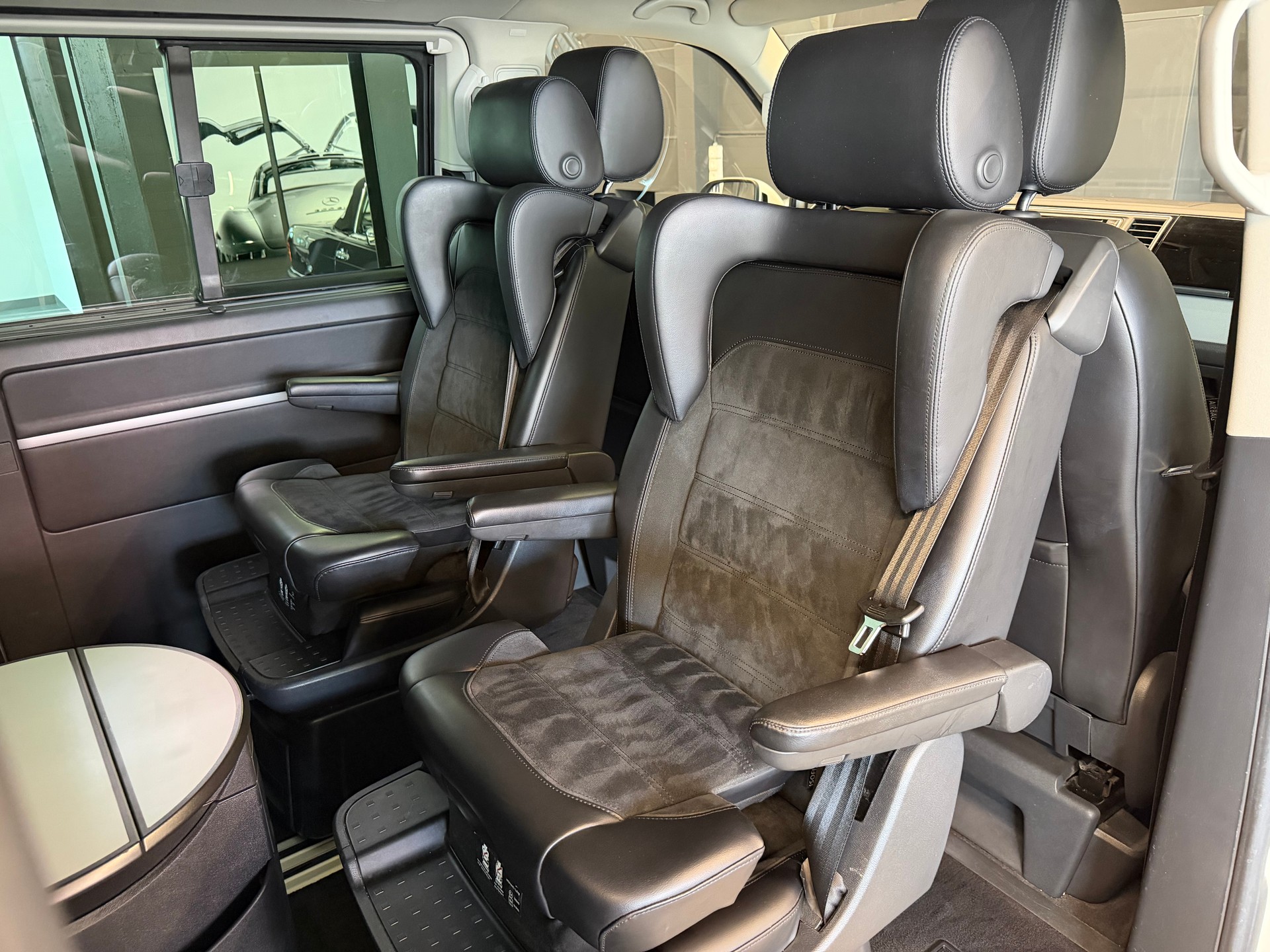 VW T6 Multivan 2.0 TDI Bulli Highline 4Motion DSG-image-27