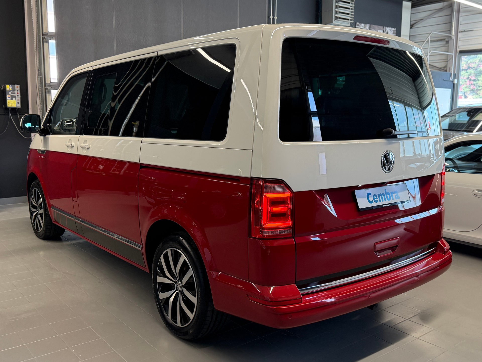 VW T6 Multivan 2.0 TDI Bulli Highline 4Motion DSG-image-4