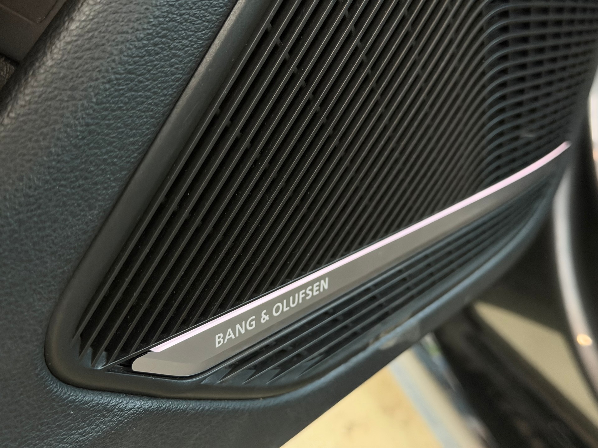 AUDI RS5 Coupé 2.9 TFSI quattro tiptronic | 500 PS | Frisch MFK | RS-Sportauspuff | B&O Sound-image-14