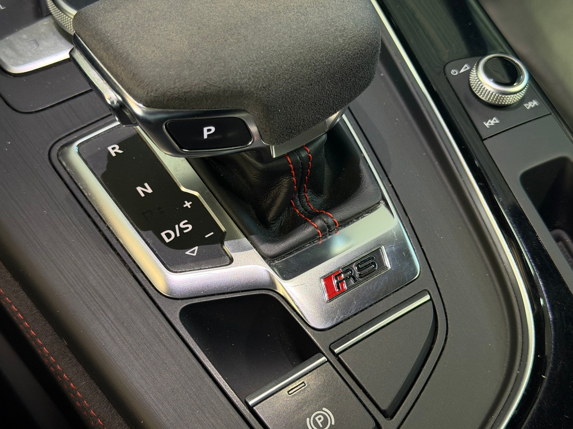 AUDI RS5 Coupé 2.9 TFSI quattro tiptronic | 500 PS | Frisch MFK | RS-Sportauspuff | B&O Sound-image-16