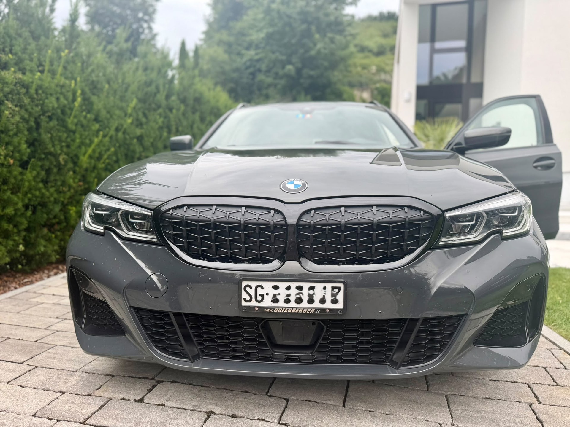 BMW M340i xDrive-image-1