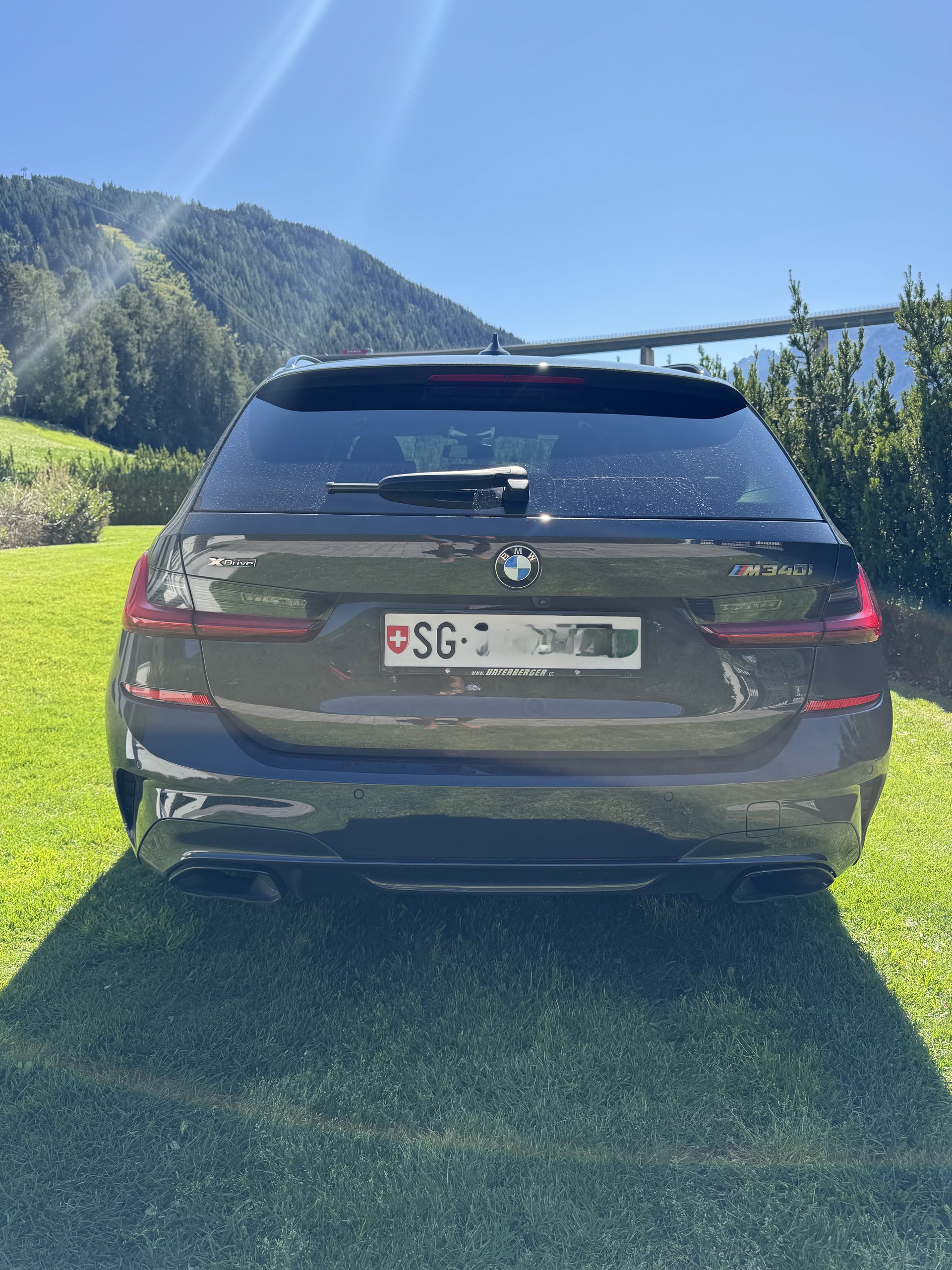 BMW M340i xDrive-image-3