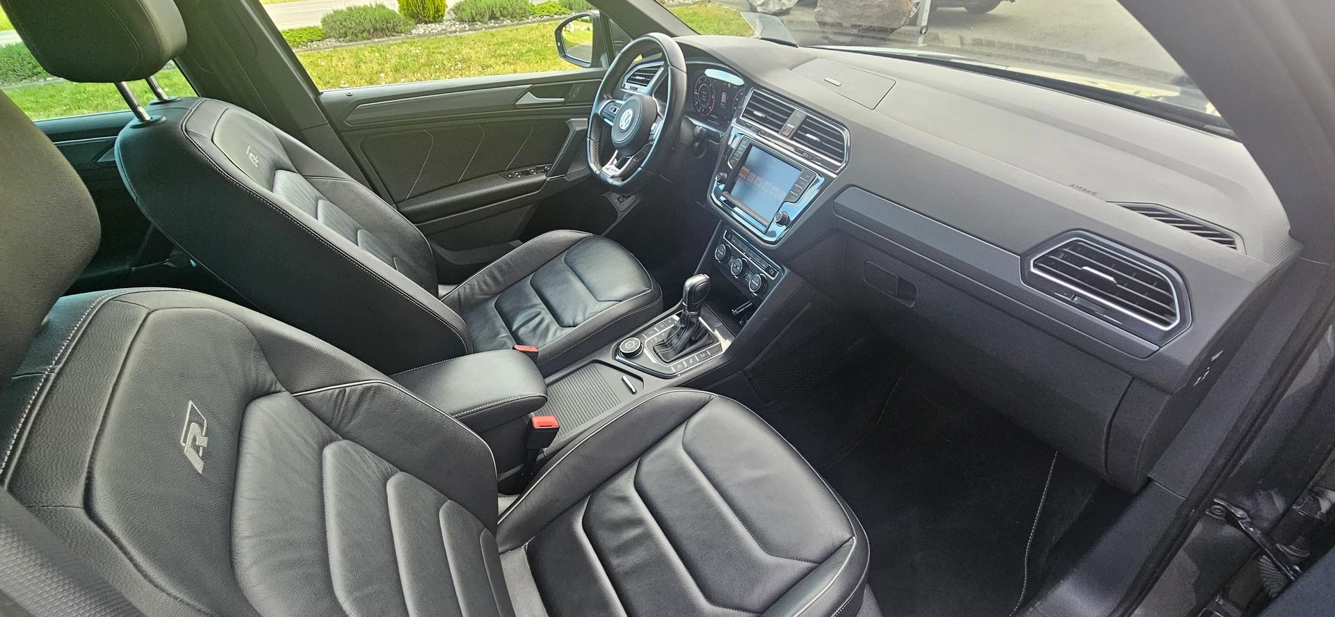 VW Tiguan 2.0 TDI SCR Highline 4Motion DSG-image-10
