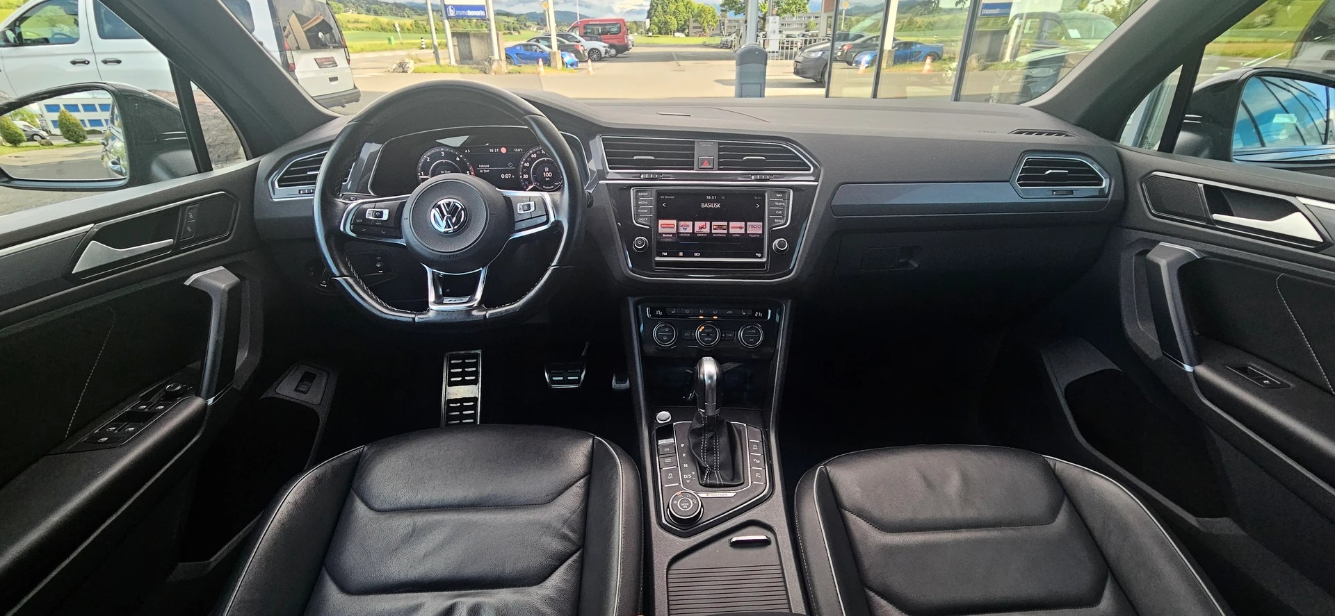 VW Tiguan 2.0 TDI SCR Highline 4Motion DSG-image-8